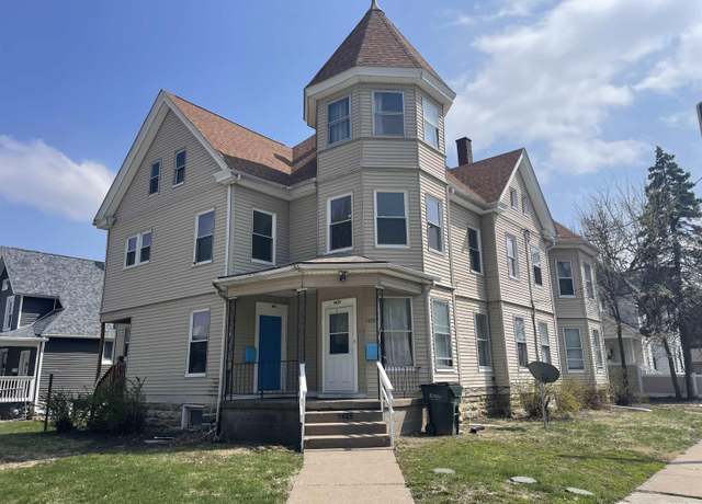 Property at 1421 Grand Ave, Davenport, IA 52803, 8 beds, 4 baths