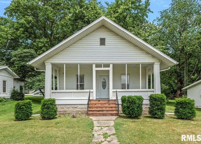 Property at 708 E 5th St, Pana, IL 62557, 2 beds, 1 bath