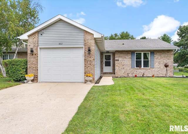 Property at 1803 Wren Dr, Springfield, IL 62703, 2 beds, 2 baths