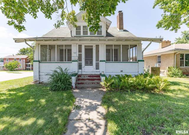 Property at 313 N State St, Geneseo, IL 61254, 3 beds, 2 baths