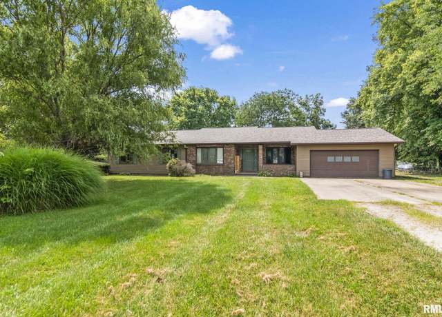 Property at 6454 Camino De Burlon Rd, Rochester, IL 62563, 3 beds, 2 baths