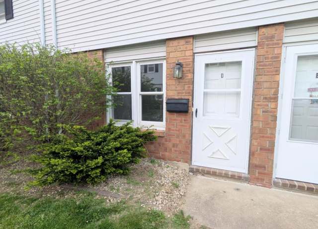 Property at 1914 Canterbury Dr Unit D, Washington, IL 61571, 2 beds, 1.5 baths