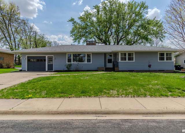 Property at 501 W High St, Roanoke, IL 61561, 3 beds, 2 baths