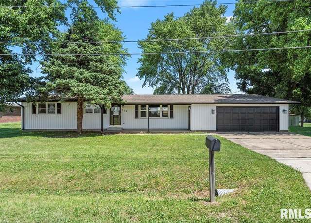 Property at 712 Trojan Rd, Auburn, IL 62615, 3 beds, 1 bath