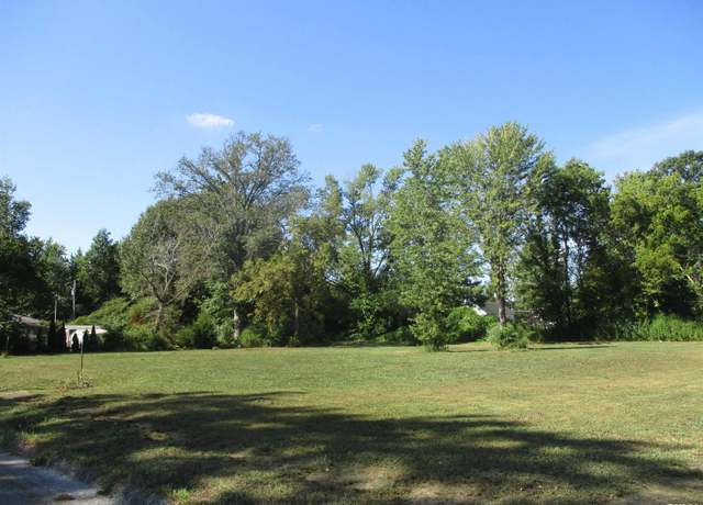 Property at 0000 Buchanan St, Benton, IL 62812