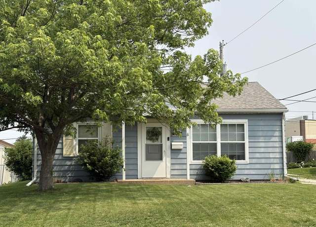 Property at 905 W Ridgemont Rd, Peoria, IL 61614, 2 beds, 1 bath