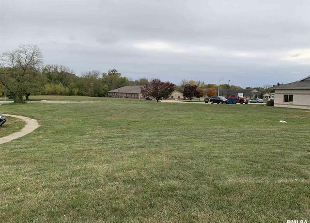 Property at 2065 W Iles Ave, Springfield, IL 62704