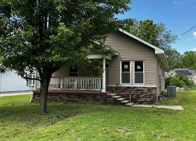 Property at 503 W Reed St, Benton, IL 62812, 3 beds, 1 bath