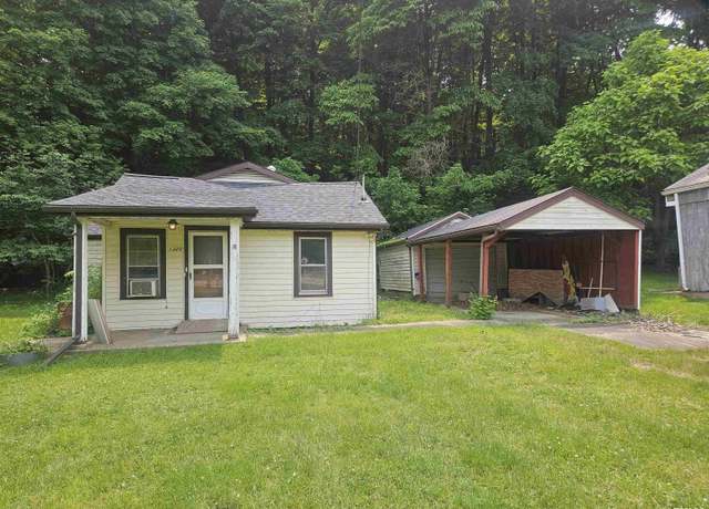 Property at 1320 Meadow Ave, East Peoria, IL 61611, 2 beds, 1 bath