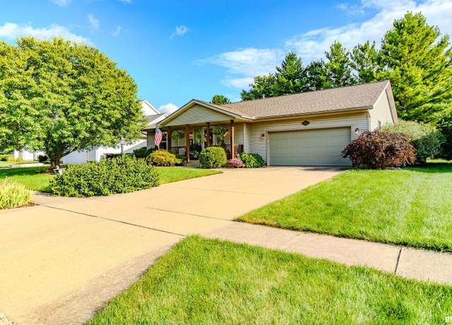 Property at 1912 Deer Ln, Washington, IL 61571, 4 beds, 3 baths