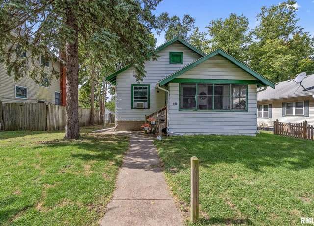 Property at 940 23rd St, Rock Island, IL 61201, 3 beds, 1 bath