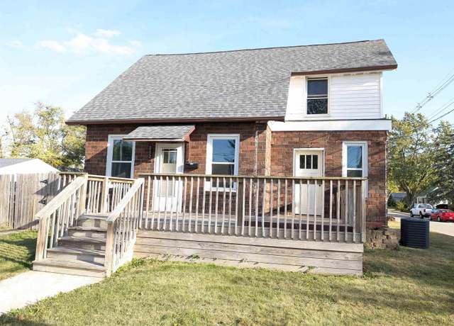 Property at 212 S 5th Ave, Morton, IL 61550, 3 beds, 1.5 baths