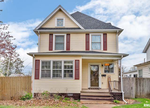 Property at 2302 Western Ave, Davenport, IA 52803, 5 beds, 1.5 baths