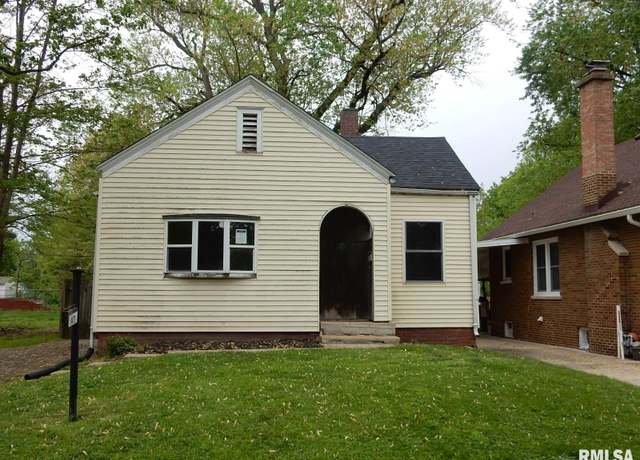 Property at 1411 N Franklin Ave, Springfield, IL 62702, 2 beds, 1 bath