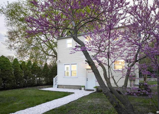 Property at 504 N 4th St, Dunlap, IL 61525, 3 beds, 2 baths