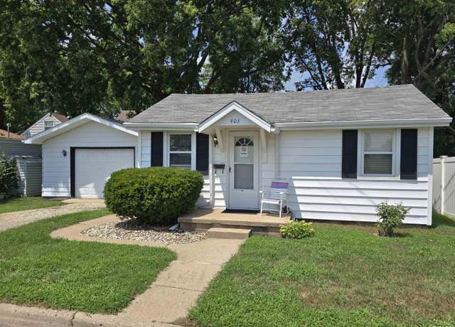 Property at 403 Koch St, Pekin, IL 61554, 1 bed, 1 bath