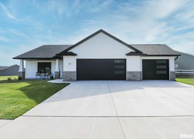 Property at 624 Rock Point Rd, Colona, IL 61241, 3 beds, 2 baths