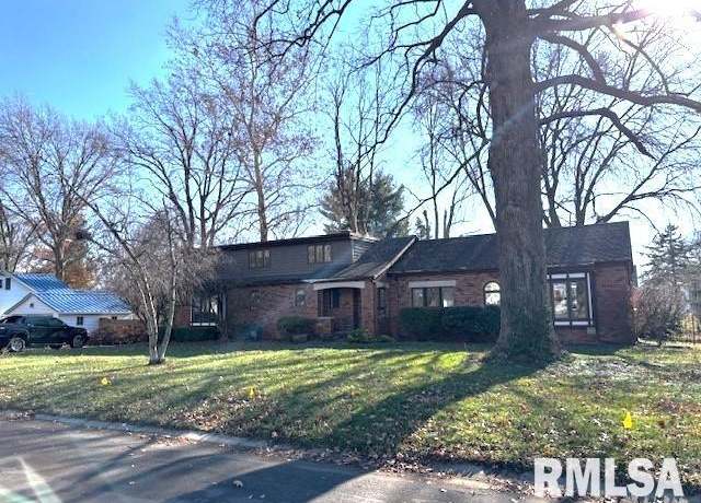Property at 1644 W Homewood Ave, Springfield, IL 62704, 3 beds, 3.5 baths