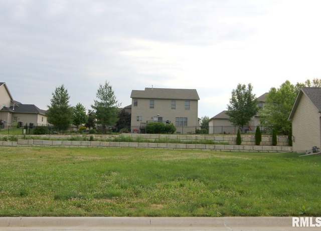 Property at 6810 N Water Oak Dr, Edwards, IL 61528