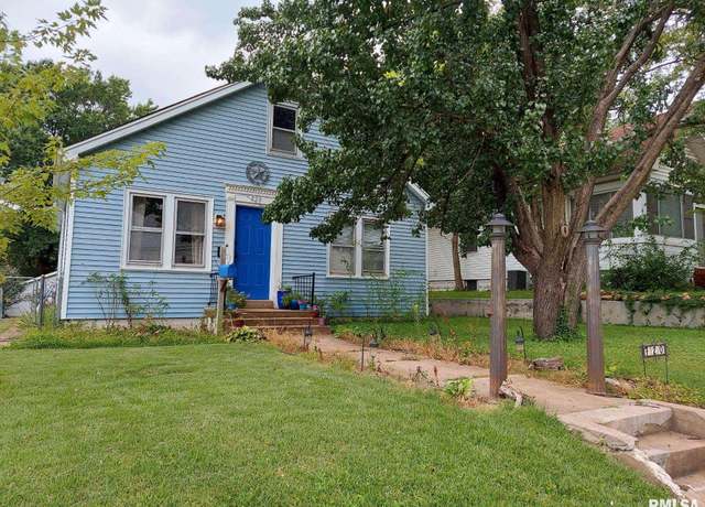 Property at 720 E Mckinley St, Belleville, IL 62220, 2 beds, 1 bath