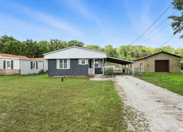 Property at 2605 47th Ave, Rock Island, IL 61201, 2 beds, 1 bath