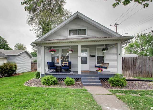 Property at 927 S 22nd St, Quincy, IL 62301, 3 beds, 1 bath