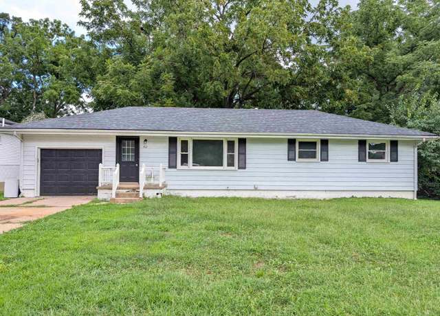 Property at 412 Elmhurst Dr, Washington, IL 61571, 3 beds, 1 bath