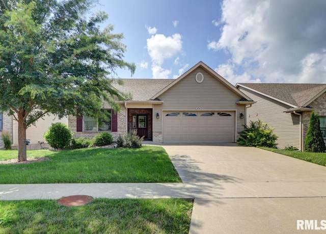 Property at 1643 Garrett Ave, Clinton, IA 52732, 2 beds, 2 baths