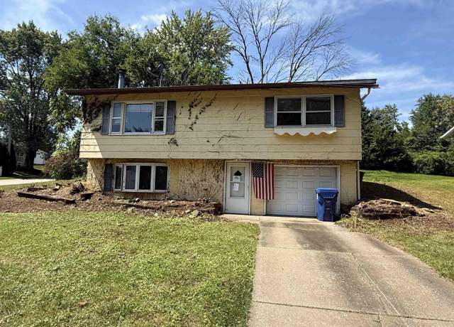 Property at 3206 Magnolia Ct, Bettendorf, IA 52722, 3 beds, 1.5 baths