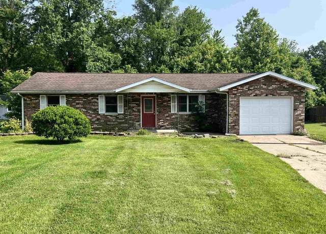 Property at 20 Suburban Dr, Murphysboro, IL 62966, 3 beds, 1.5 baths