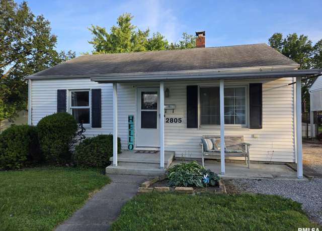 Property at 2805 College St, Mt Vernon, IL 62864, 3 beds, 1 bath