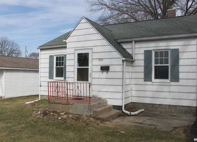 Property at 531 29th Ave, Moline, IL 61265, 2 beds, 1 bath