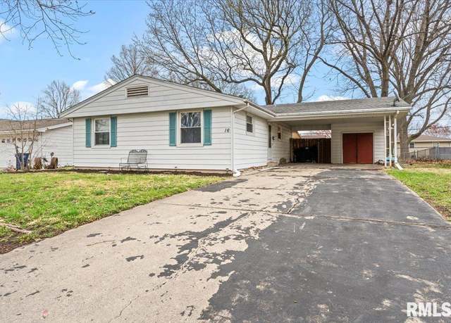 Property at 16 Marian Ln, Springfield, IL 62704, 2 beds, 1.5 baths
