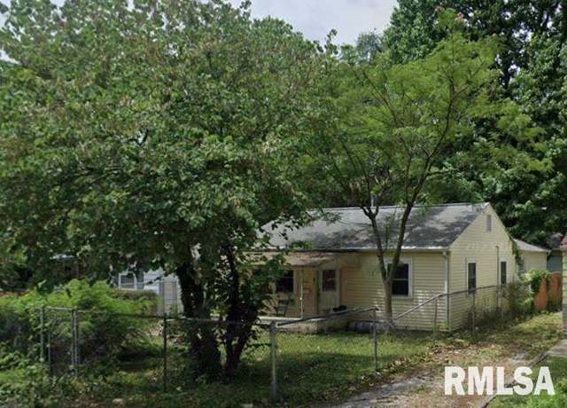 Property at 2853 Hoover Ave, Springfield, IL 62703, 3 beds, 2 baths