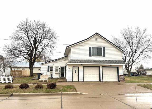 Property at 24 E Gillet St, Preston, IA 52069, 3 beds, 2 baths