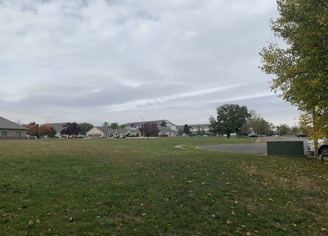 Property at 2821 Montvale Dr, Springfield, IL 62704