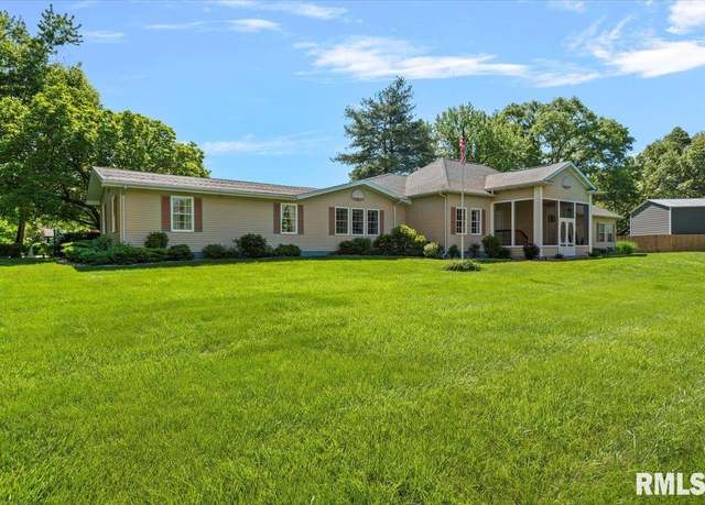 Property at 4 Nightingale Dr, Springfield, IL 62711, 4 beds, 4 baths