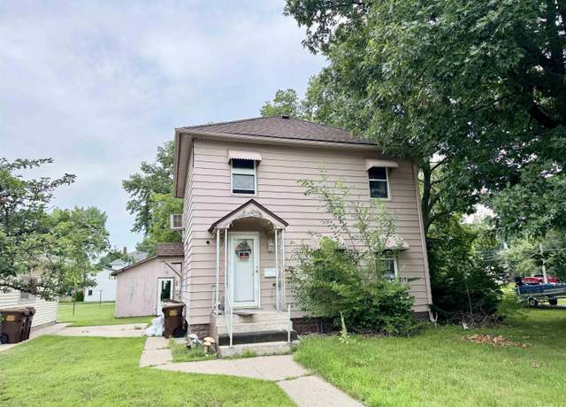 Property at 611 8th Ave, Erie, IL 61250, 4 beds, 2 baths