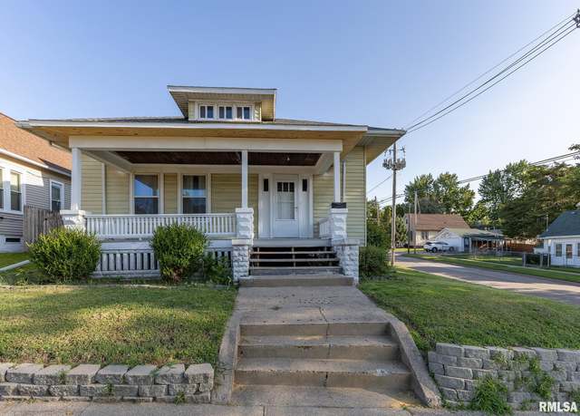 Property at 802 12th Avenue South, Clinton, IA 52732, 5 beds, 2 baths