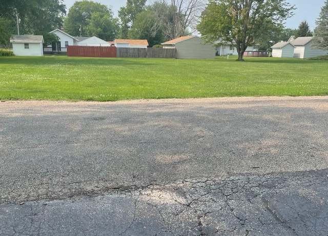 Property at 510 E Roberts St, Colchester, IL 62326