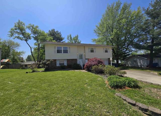 Property at 7 Circle Dr, Mt Vernon, IL 62864, 3 beds, 2 baths