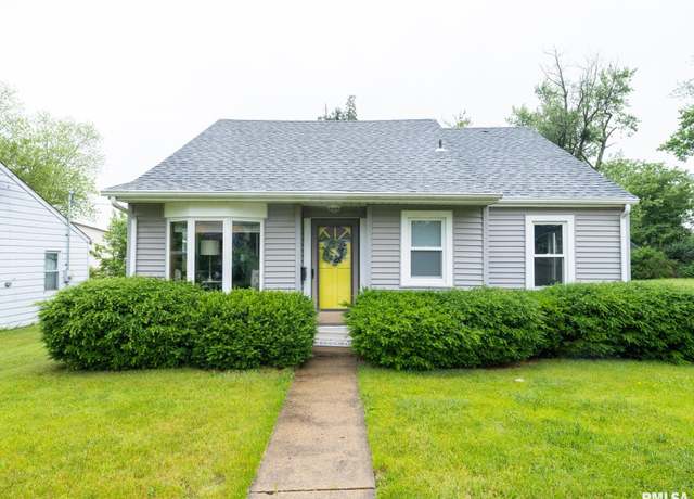 Property at 336 S Carol Ave, Morton, IL 61550, 3 beds, 2 baths