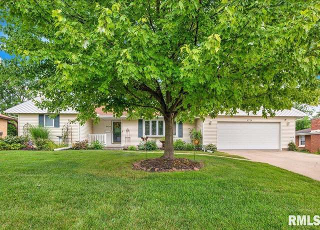 Property at 4724 N Laurel Dr, Peoria, IL 61614, 3 beds, 3 baths