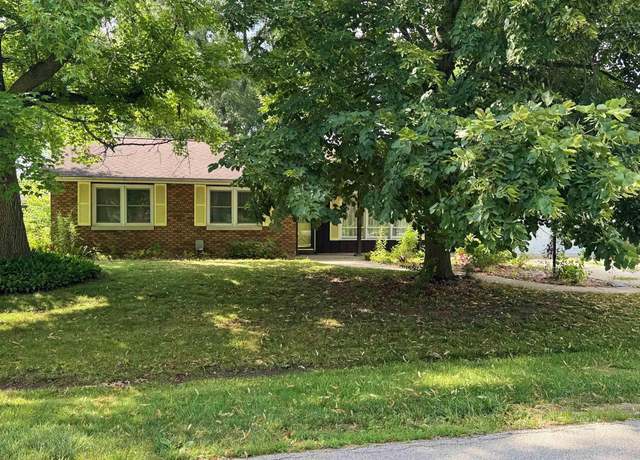 Property at 706 Grandview Way, Germantown Hills, IL 61548-9125, 3 beds, 1.5 baths