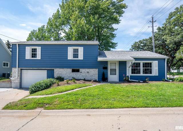 Property at 1 Riverview Ln, Bettendorf, IA 52722, 3 beds, 1 bath