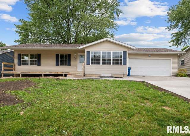 Property at 504 N 5th Pl, Eldridge, IA 52748, 4 beds, 2 baths