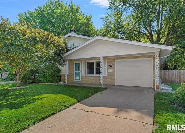Property at 846 Roanoke Dr, Springfield, IL 62707-3425, 3 beds, 1.5 baths