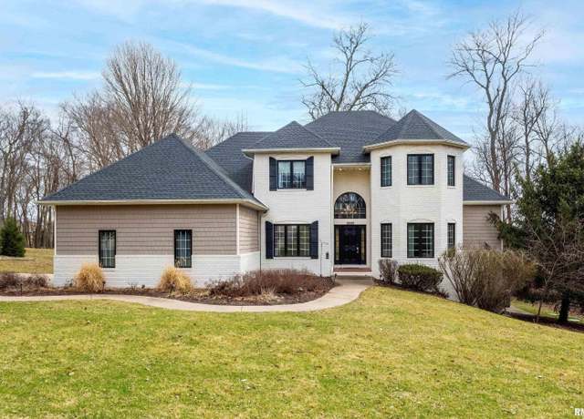 Property at 2497 Forest Reed Pl, Le Claire, IA 52753-9598, 5 beds, 4.5 baths