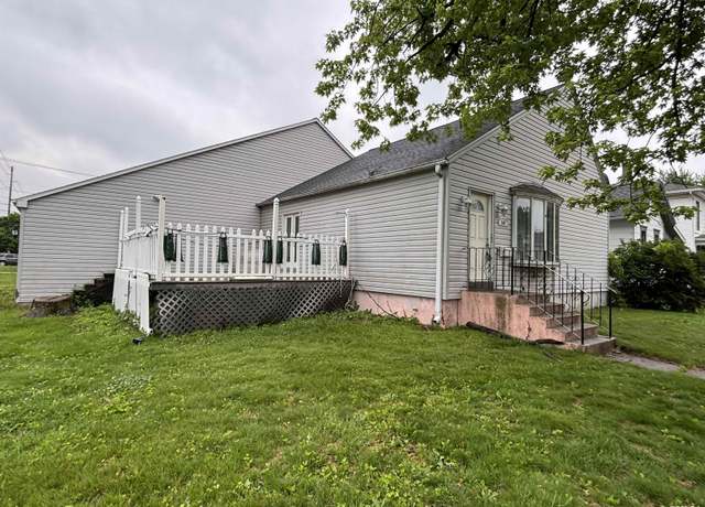 Property at 560 4th Avenue South, Clinton, IA 52732, 2 beds, 1 bath