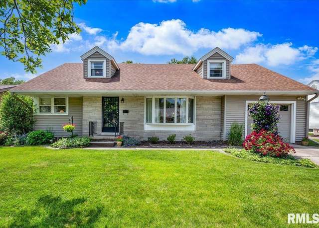 Property at 3411 N Bigelow St, Peoria, IL 61604, 4 beds, 2 baths